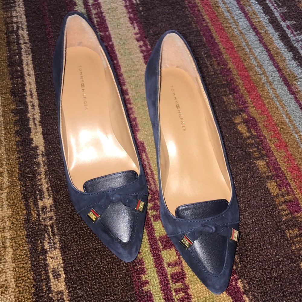 Pointed Toe Tommy H Heel